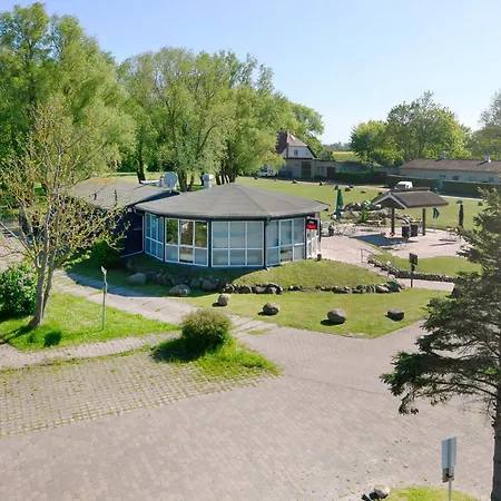 Apartament Am Gutspark Drankse Sandgloeckchen Dranske