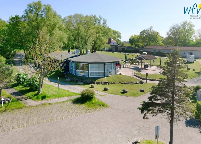 Apartamento Am Gutspark Drankse Sandgloeckchen Dranske